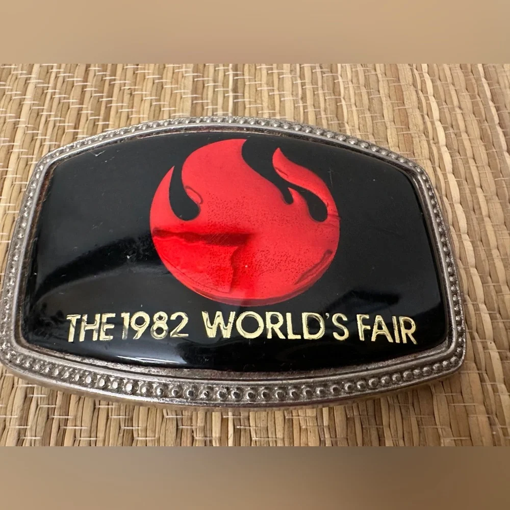 1982 World’s Fair Knoxville TN Flame Metal Belt Buckle RARE